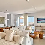 Villa Rojo Santa Maria (Paros)
