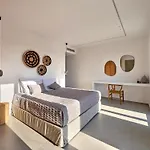 Villa Rojo *