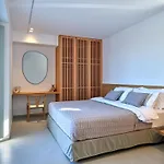 Rojo Villa