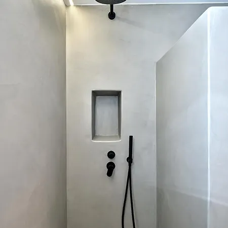 Villa Rojo Santa Maria (Paros)