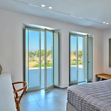 Rojo * Santa Maria (Paros)